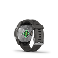Kép betöltése a galériamegjelenítőbe: Garmin | FENIX 7S PRO SOLAR, EZÜST, GRAFITSZÜRKE SZILIKON SZÍJJAL
