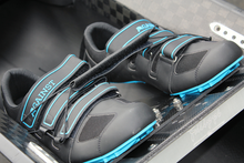 Kép betöltése a galériamegjelenítőbe: evezős cipő | Against Rowing