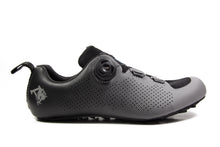 Lade das Bild in den Galerie-Viewer, Ruderschuhe U1 | Gegen Rudern