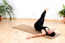 Kép betöltése a galériamegjelenítőbe: rollholz - parafa szőnyeg