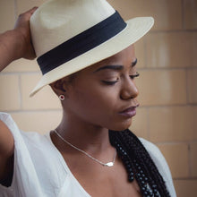 Lade das Bild in den Galerie-Viewer, Ruderhalskette - Paddelfeder | Strokeside-Designs