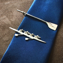 Load image into Gallery viewer, Evezős nyakkendőtű - Négyes | Strokeside Designs