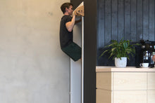 Load image into Gallery viewer, Húzódzkodó rúd ajtókeretre | rollholz