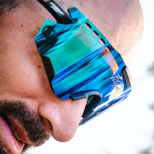 Lade das Bild in den Galerie-Viewer, Filippi Aliante Sonnenbrille – mit weißem Rahmen
