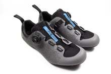 Load image into Gallery viewer, Rowing shoes U1 | Against Rowing
